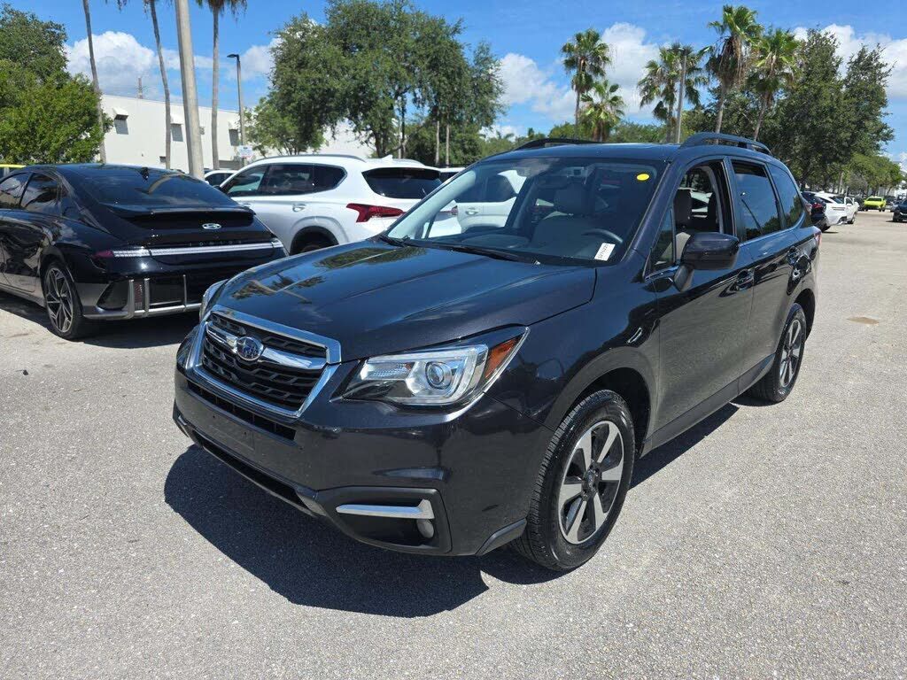 2017 SUBARU Forester