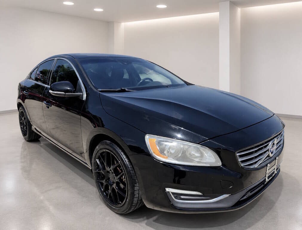 2016 VOLVO S60