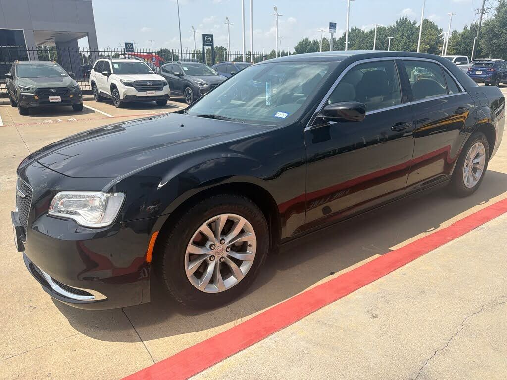 2023 CHRYSLER 300