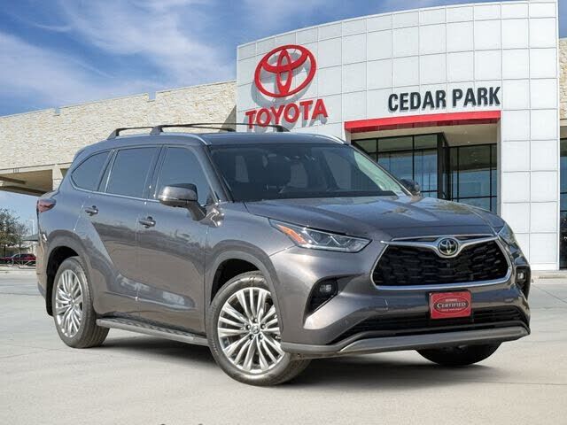 2024 TOYOTA Highlander