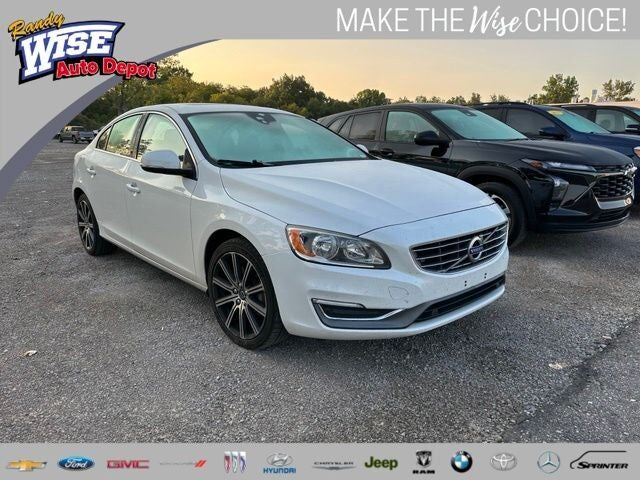 2017 VOLVO S60