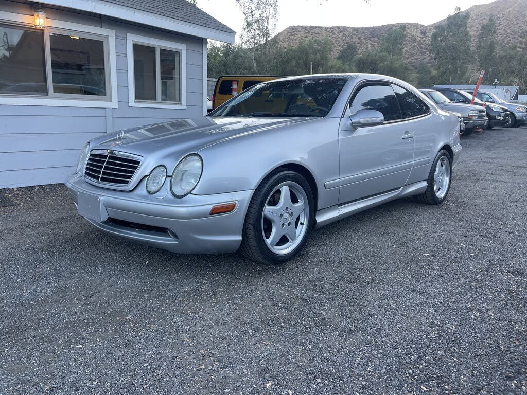 2001 MERCEDES-BENZ CLK-Class