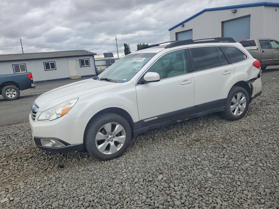 2012 SUBARU Outback
