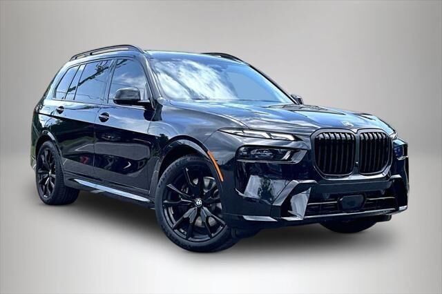 2027 BMW X7
