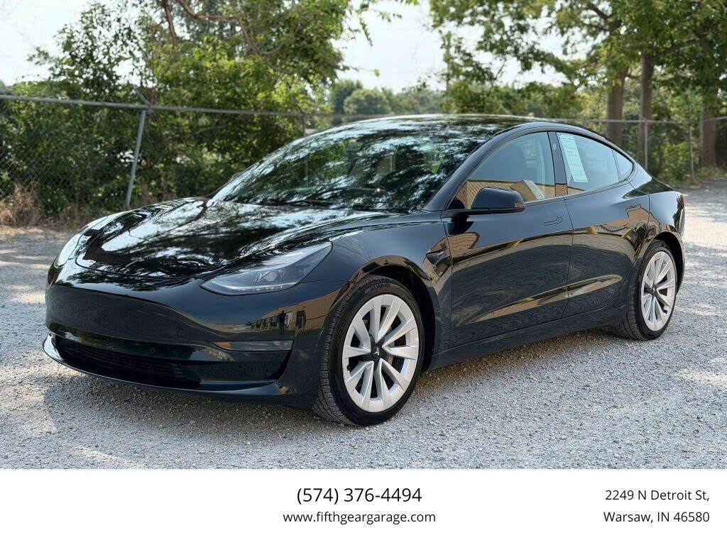 2022 TESLA Model 3