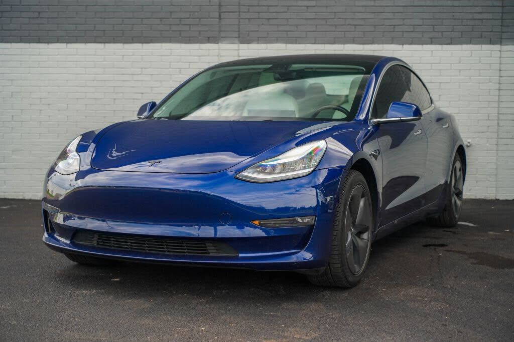 2018 TESLA Model 3