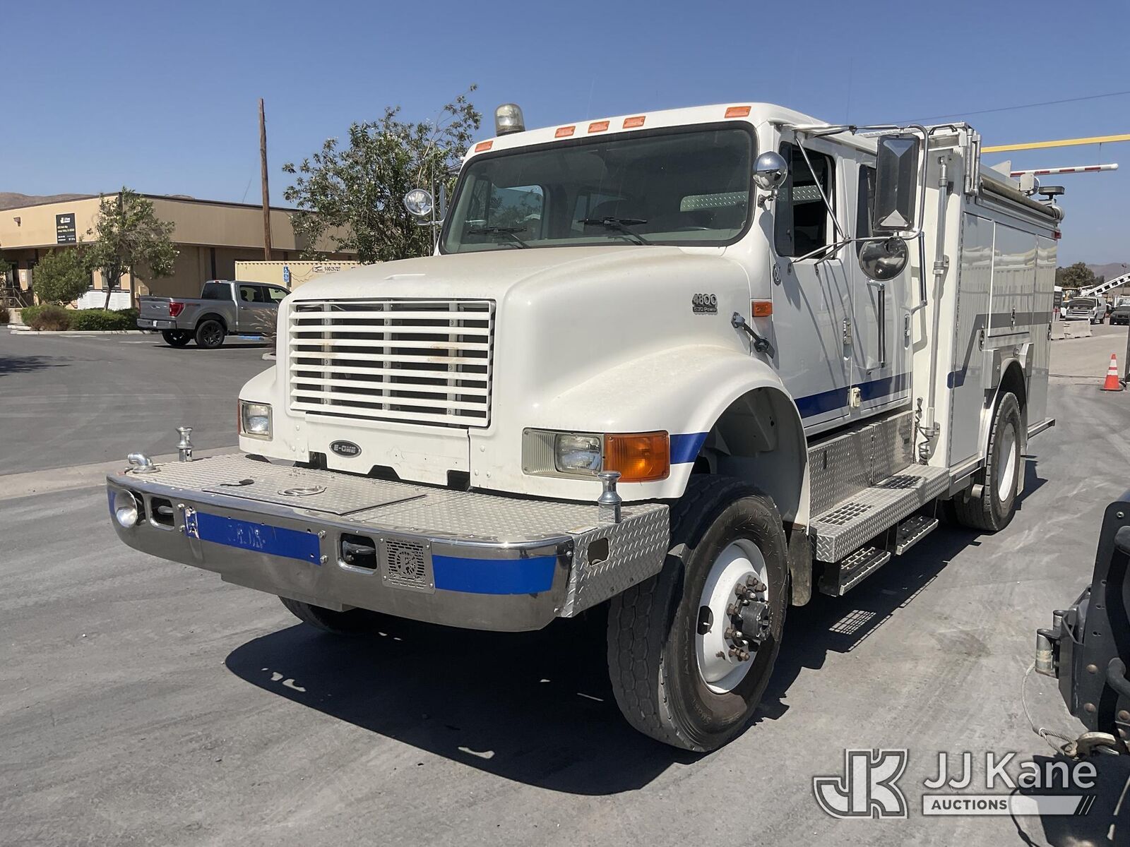 2002 INTERNATIONAL 4800