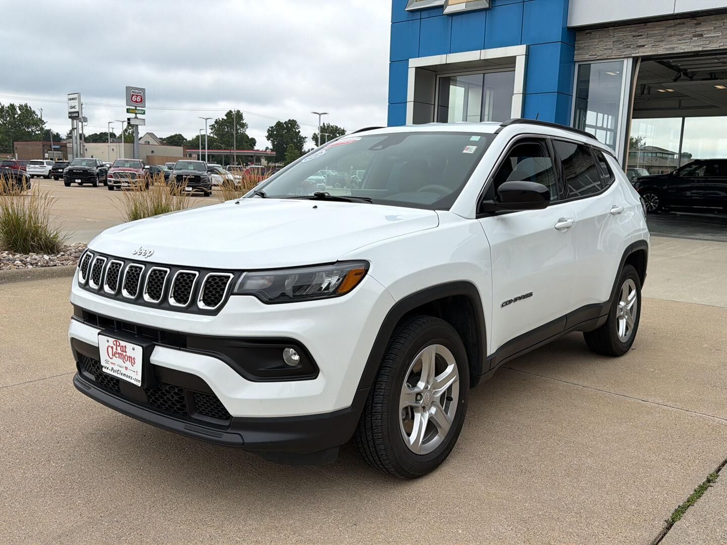 2024 JEEP Compass
