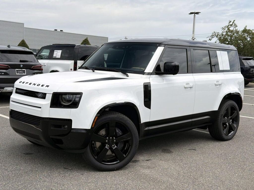 2026 LAND ROVER Defender