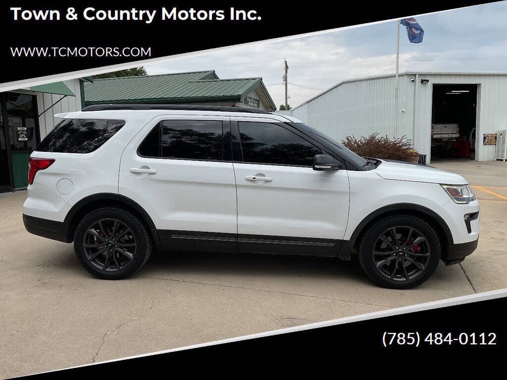 2018 FORD Explorer