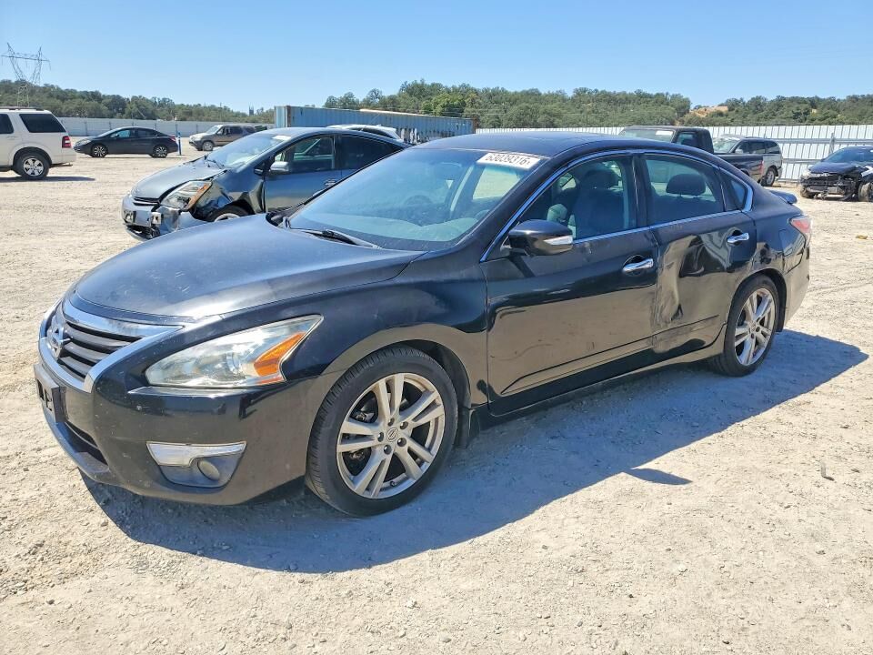 2015 NISSAN Altima