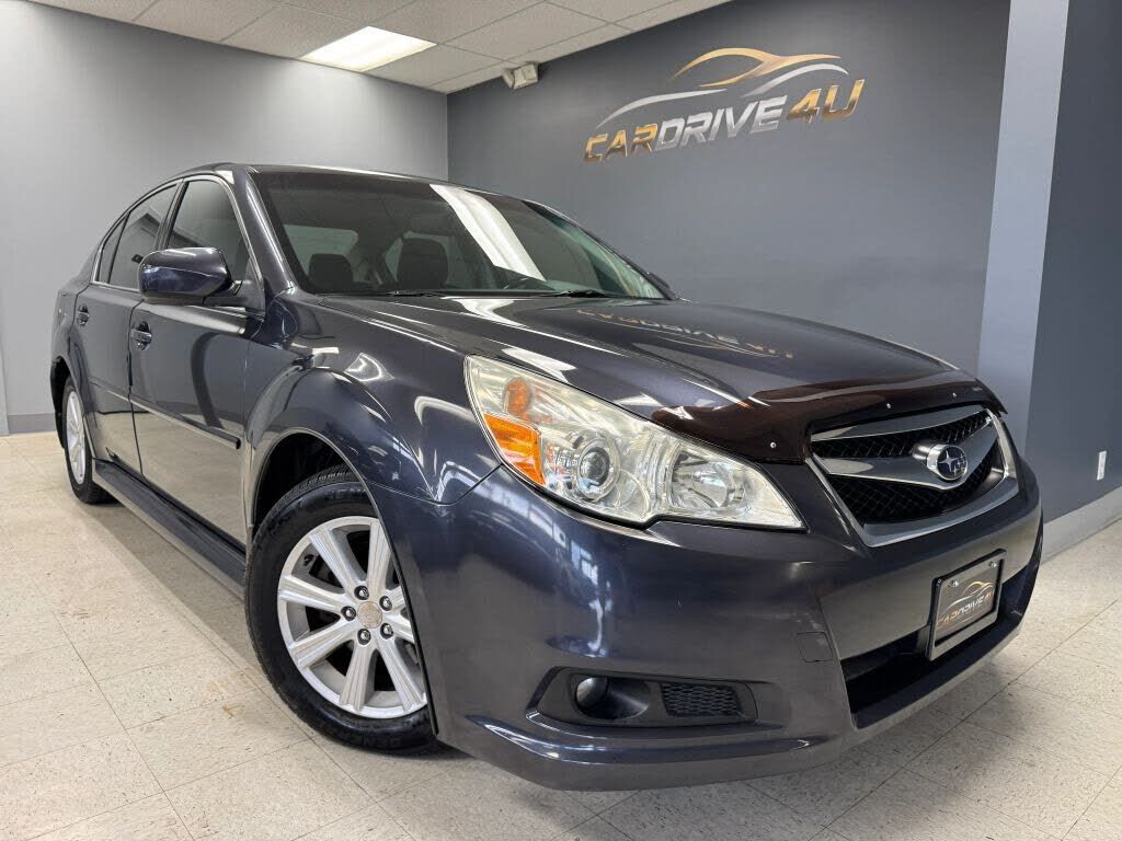 2011 SUBARU Legacy