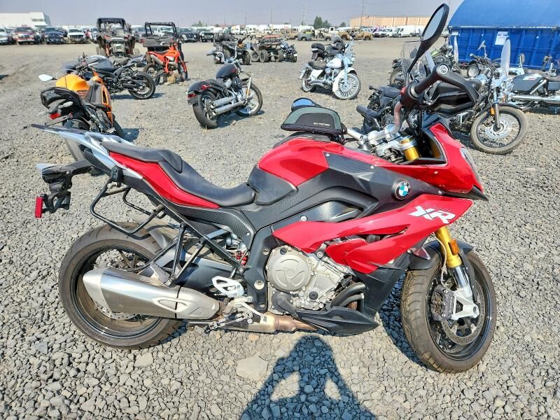 2016 BMW S 1000 XR