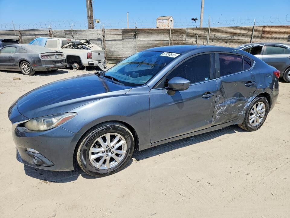 2016 MAZDA Mazda3