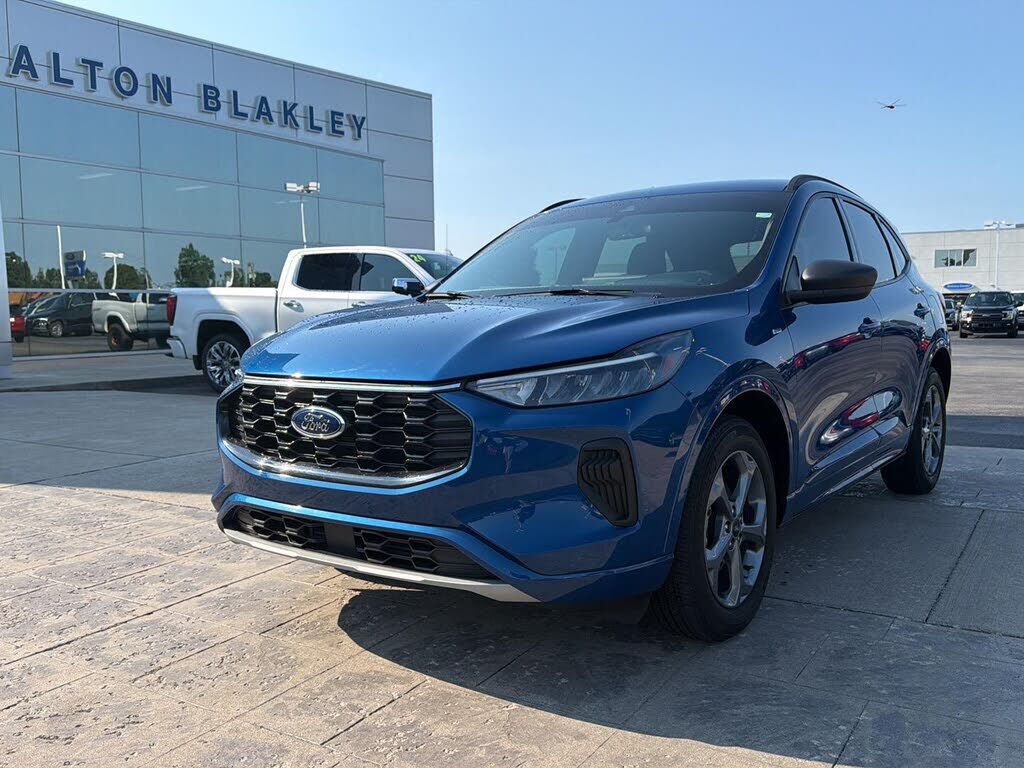 2023 FORD Escape