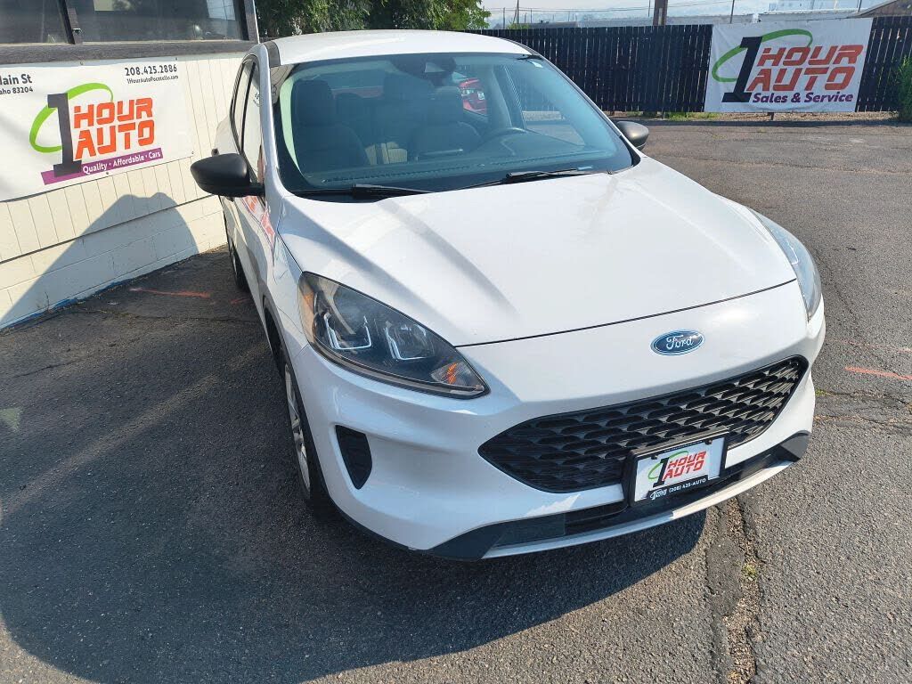 2021 FORD Escape