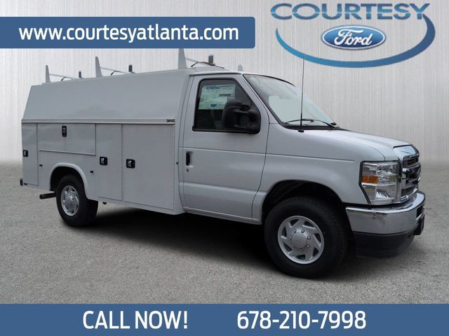 2026 FORD E-350