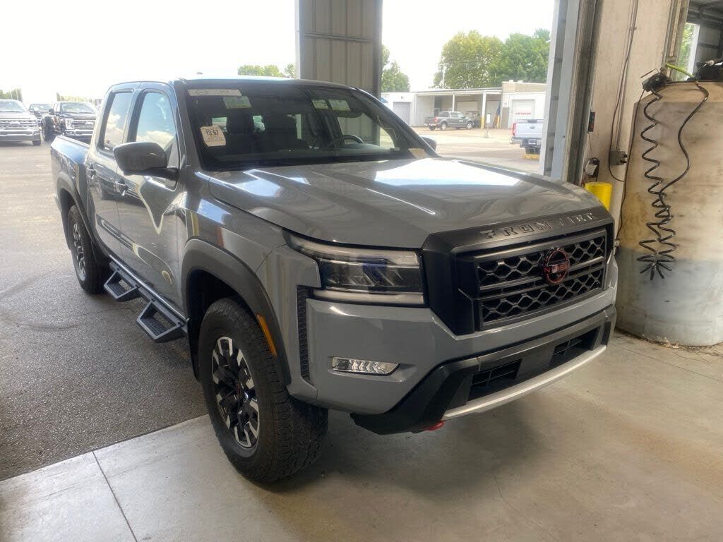 2023 NISSAN Frontier
