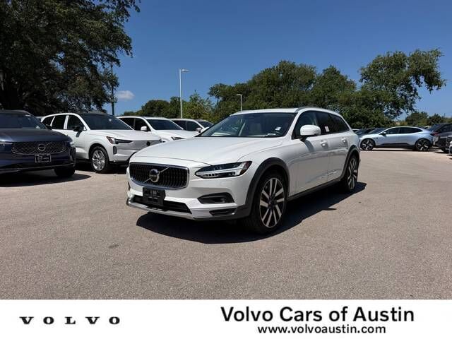 2021 VOLVO V90CC