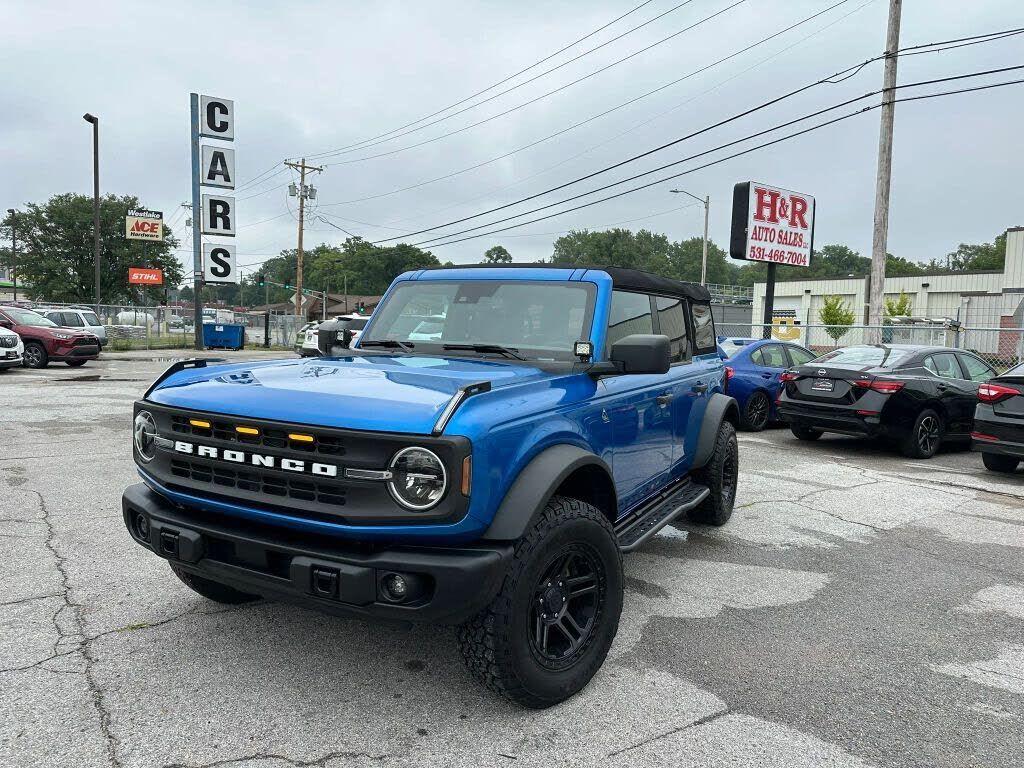 2023 FORD Bronco