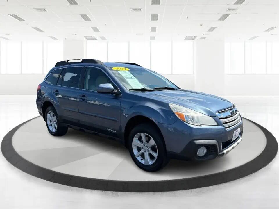 2014 SUBARU Outback