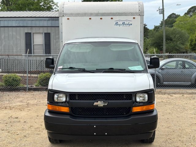 2017 CHEVROLET Express