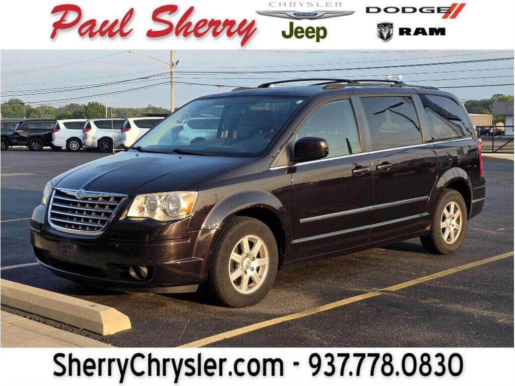 2010 CHRYSLER Town and Country