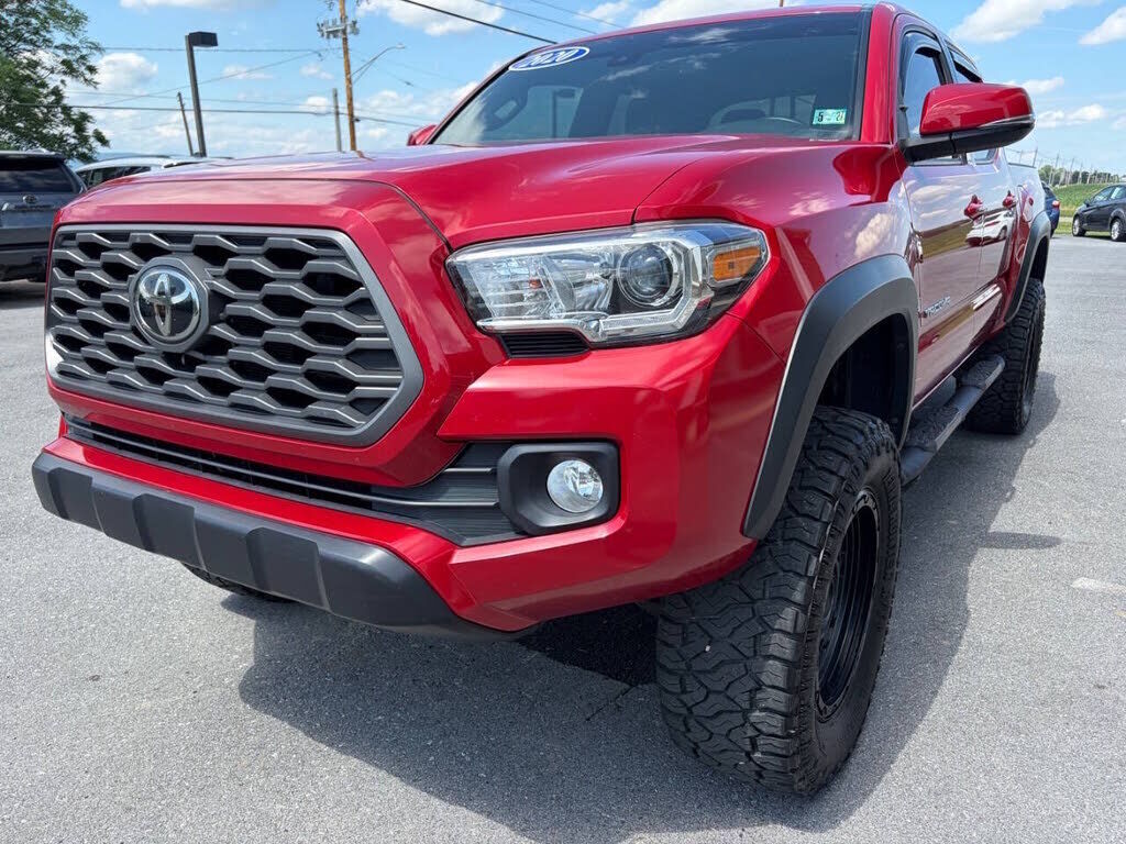2020 TOYOTA Tacoma