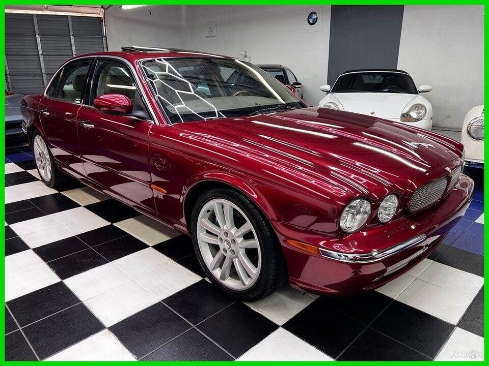 2005 JAGUAR XJ