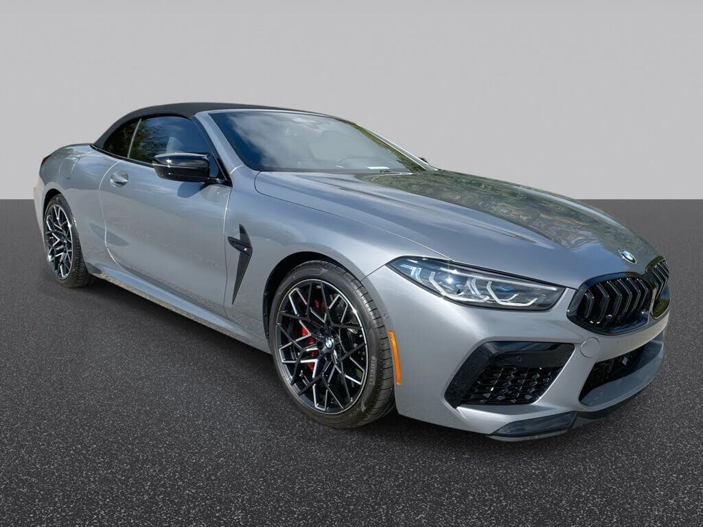 2025 BMW M8