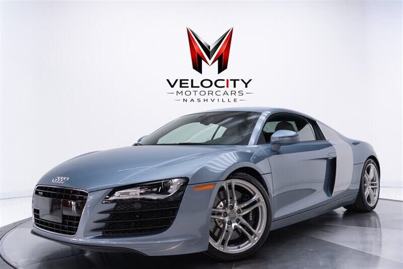 2011 AUDI R8