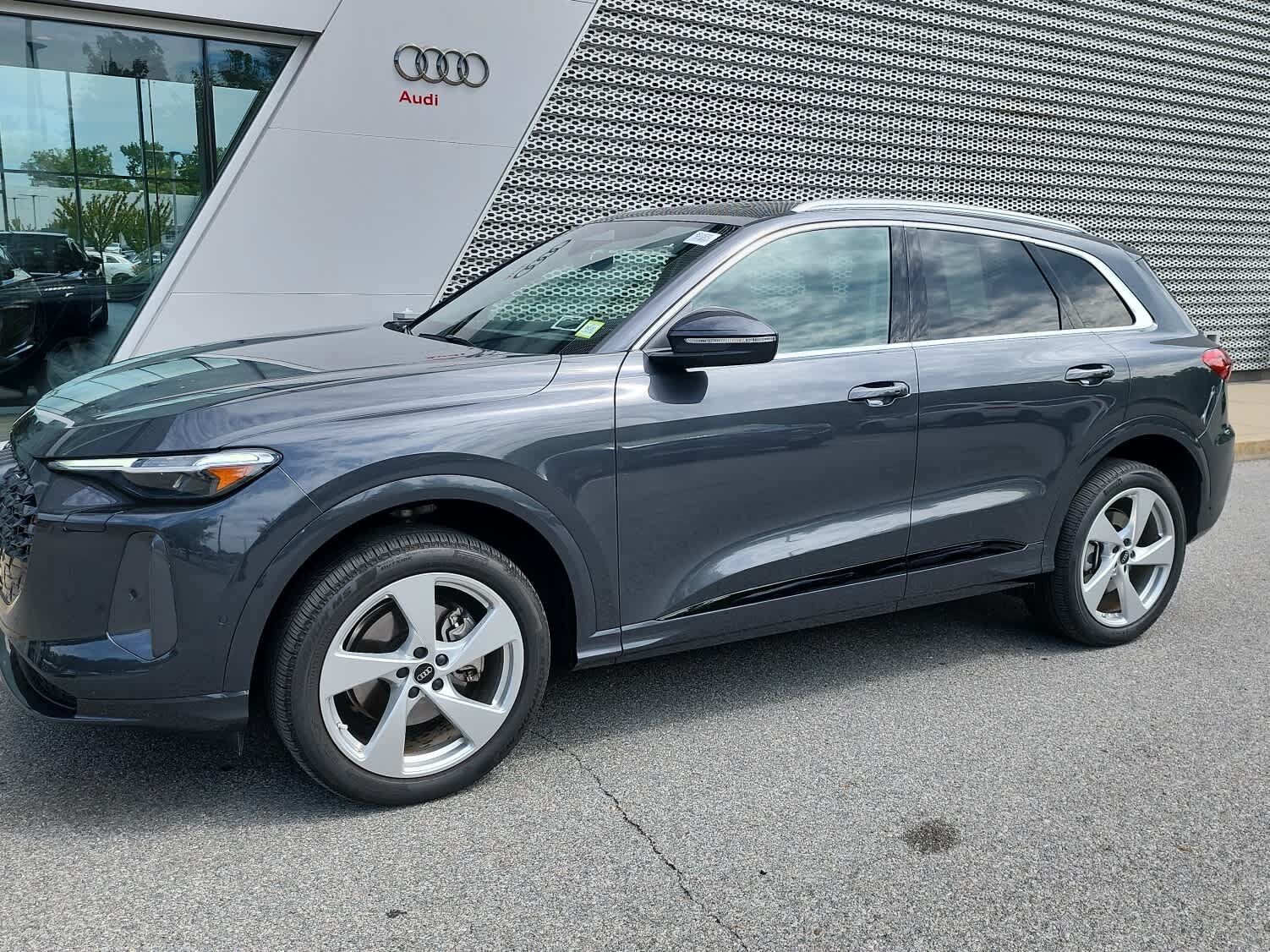 2025 AUDI Q5