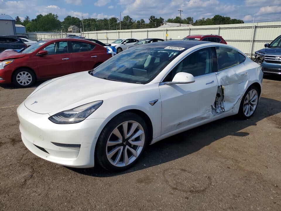 2020 TESLA Model 3