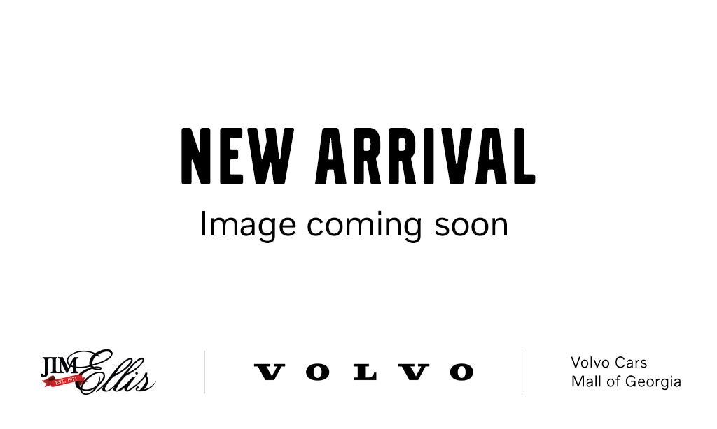 2024 VOLVO C40