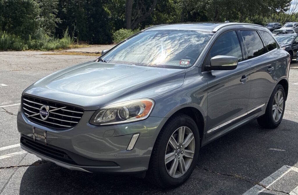 2017 VOLVO XC60