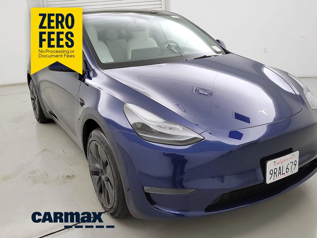 2025 TESLA Model Y