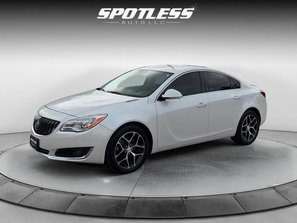 2017 BUICK Regal