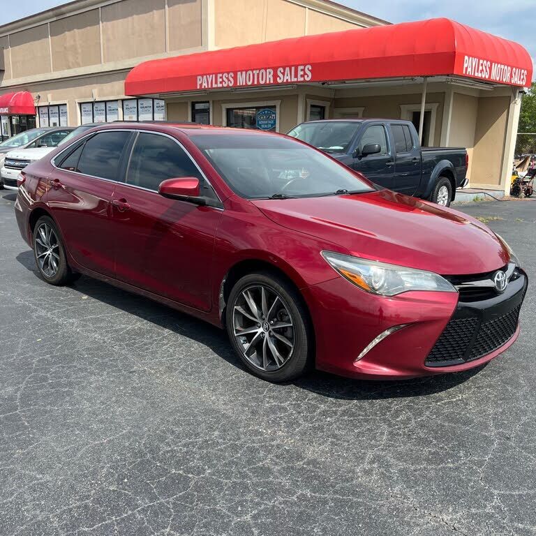 2017 TOYOTA Camry