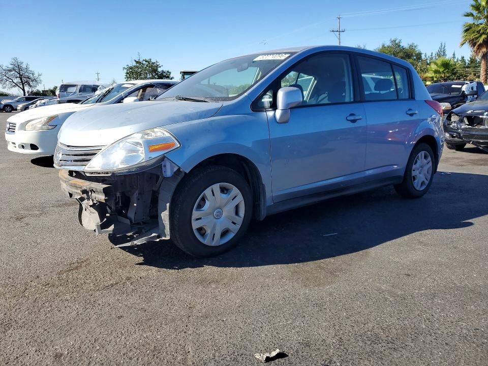 2010 NISSAN Versa