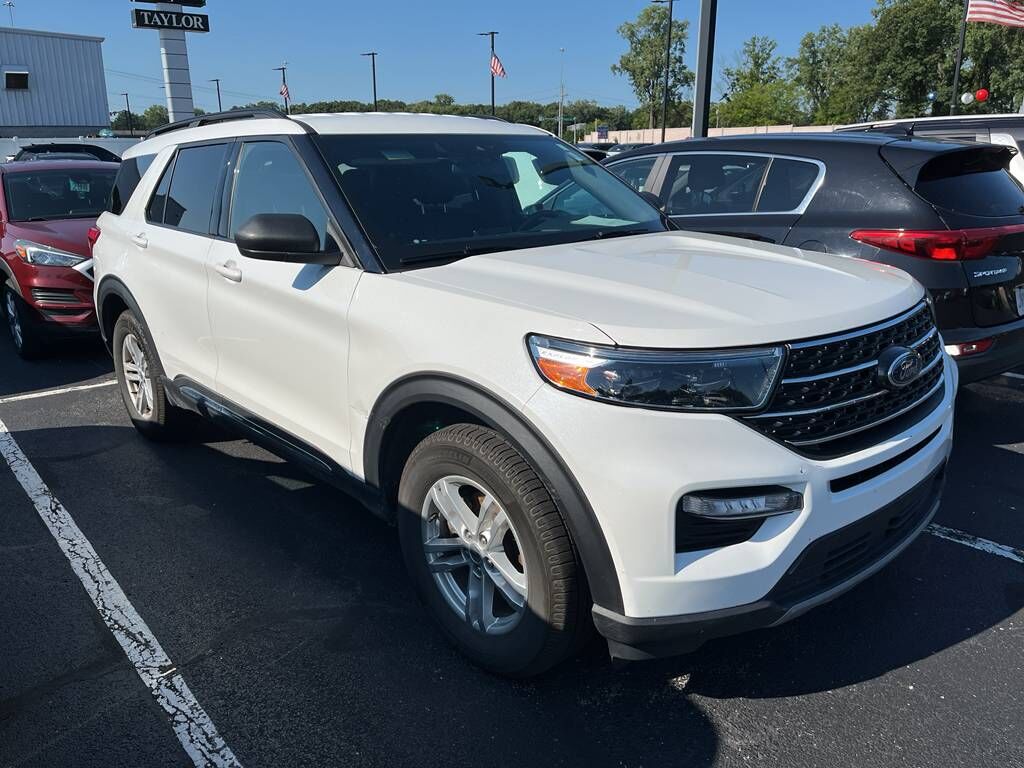 2020 FORD Explorer