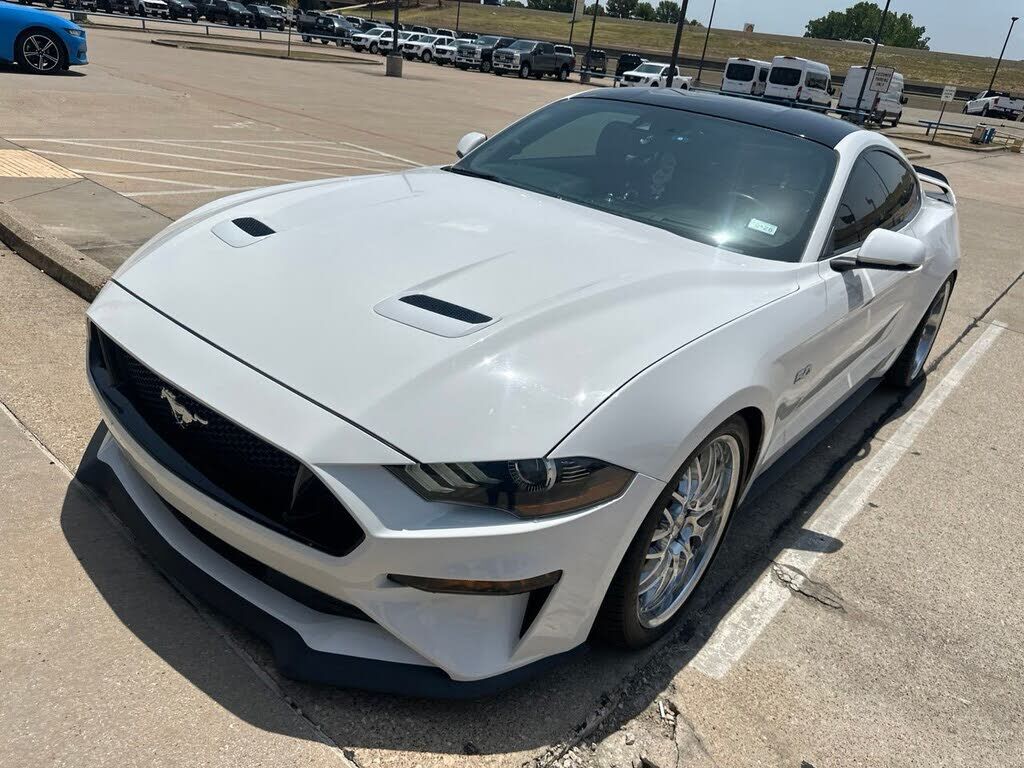 2018 FORD Mustang
