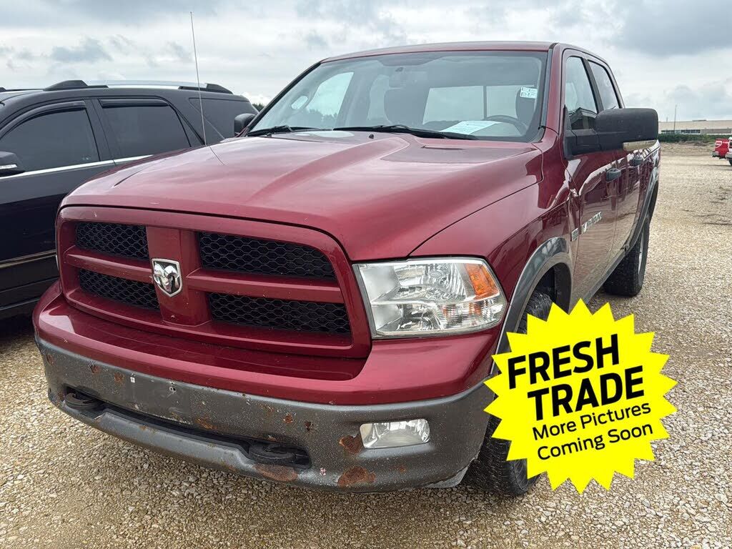 2011 DODGE Ram