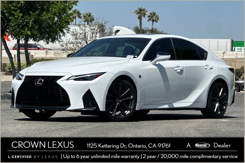 2024 LEXUS IS