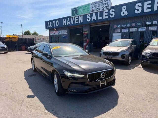 2019 VOLVO S90