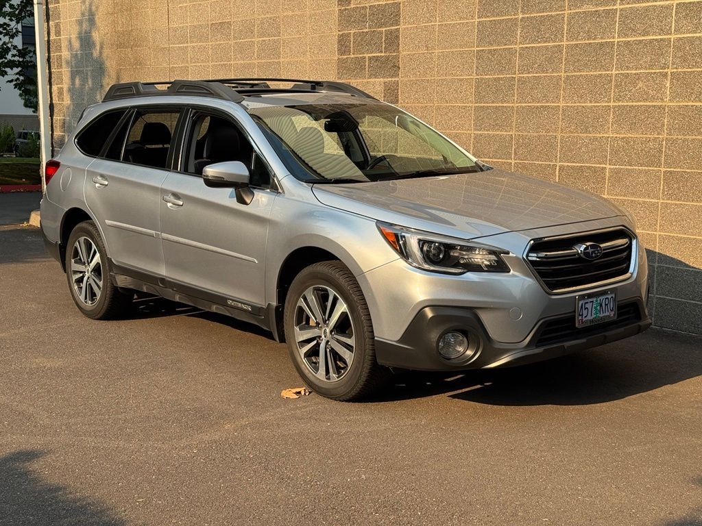2018 SUBARU Outback