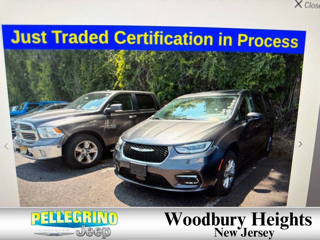 2023 CHRYSLER Pacifica