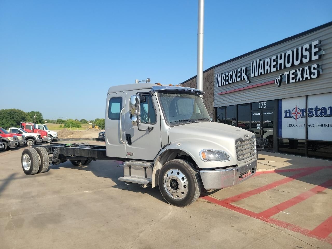 2027 FREIGHTLINER M2