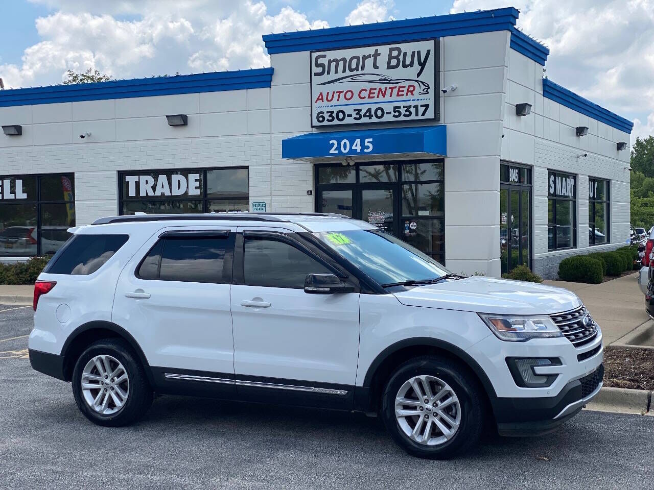 2017 FORD Explorer