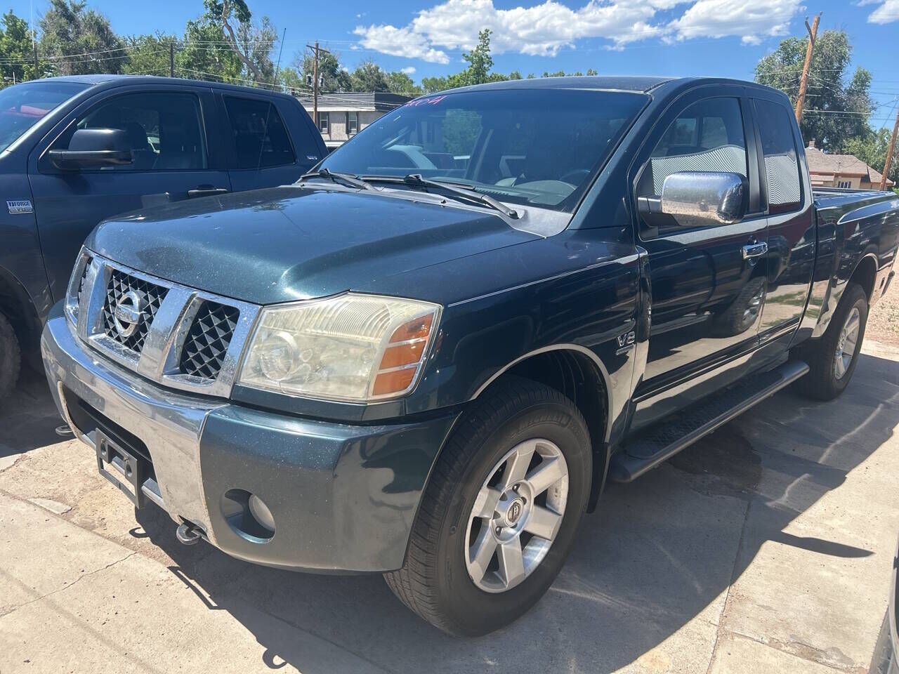 2004 NISSAN Titan