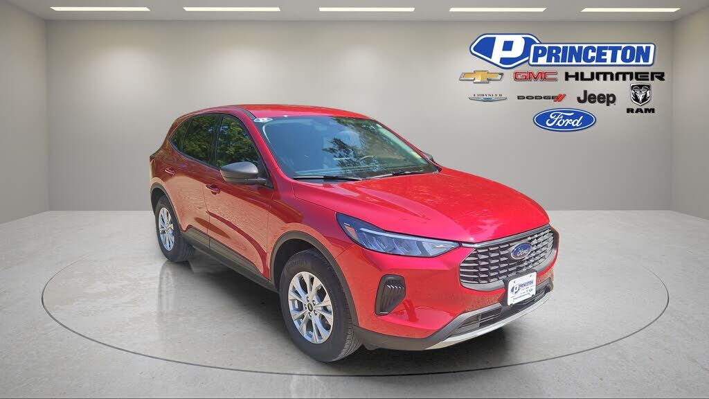 2025 FORD Escape